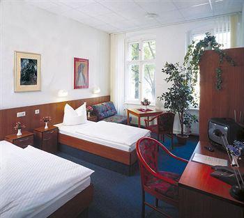 Junckers 3* Berlino